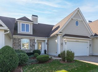 14 Swan Ln, Andover, MA 01810