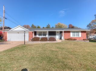 627 Twig Ln, Saint Louis, MO