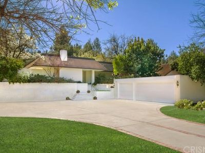 23684 Park Sevilla, Calabasas, CA, 91302