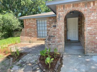 1022 Surrey Ct, Tomball, TX 77375