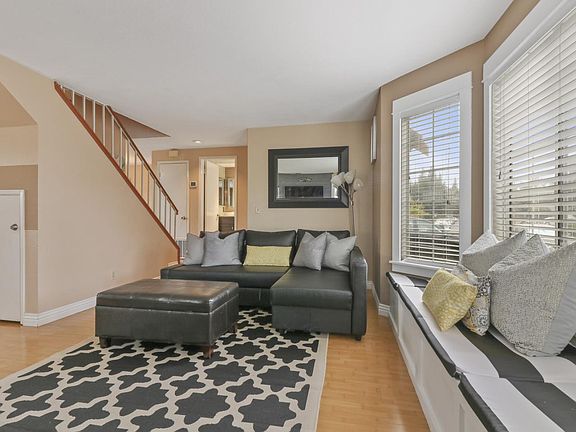 3rd image of 2121 Doxey Dr