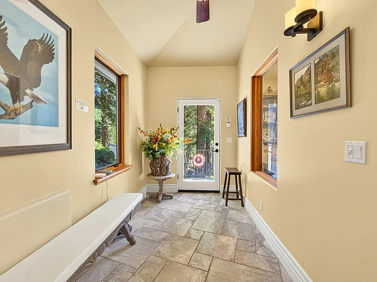 1806 Christy Ln — Photo 15