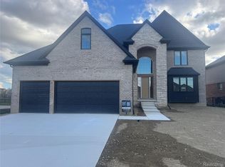 17102 Chianti Ct, Macomb, MI