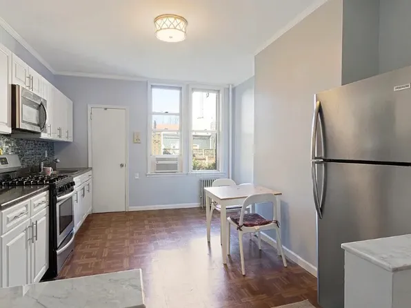 5-39 47th Road image 1 of 6