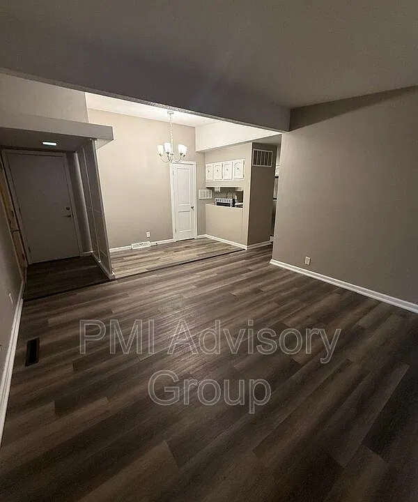 3625 SW 29th Ter #2