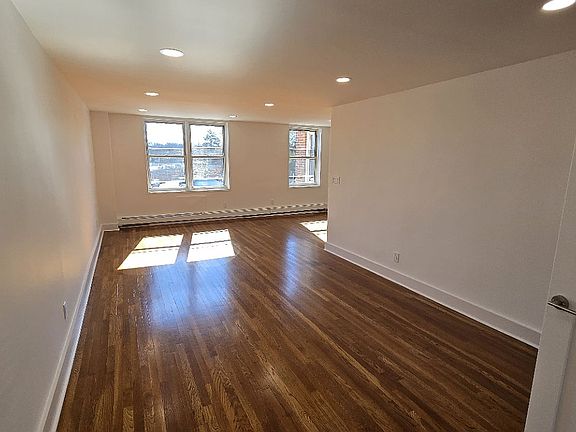 5th image of 54-40 Little Neck Pkwy APT 2E