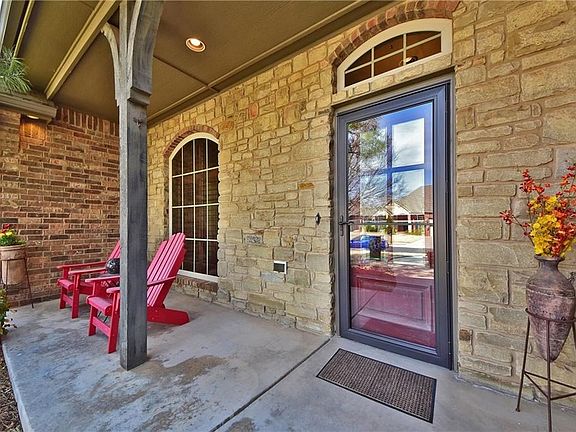 3rd image of 16409 Ernest Ct