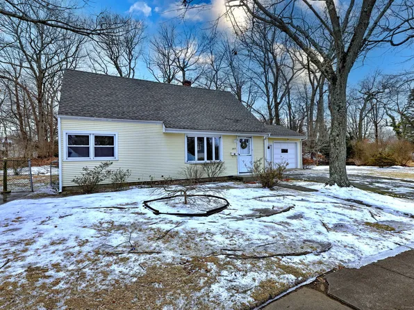 197 Delaware Drive, Stratford, CT 06614