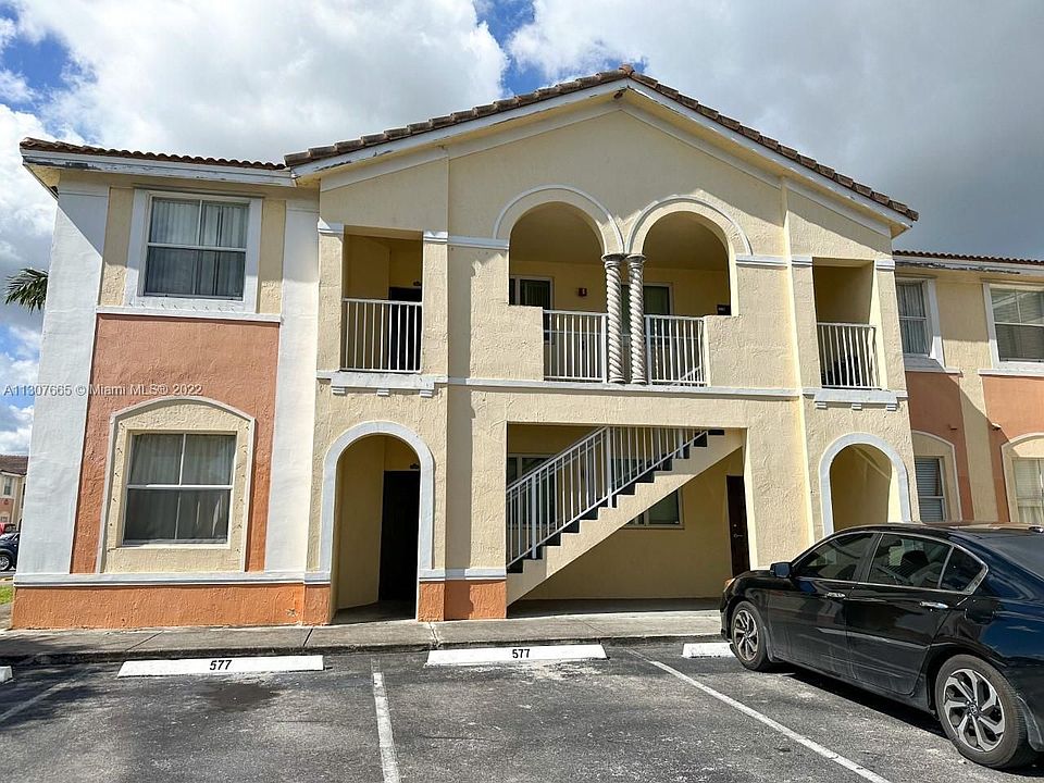 1st image of 2900 SE 17th Ave Unit 103