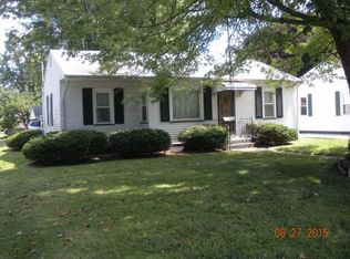 925 N Spring St, Evansville, IN 47711