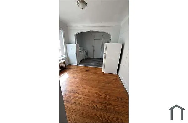 Building Photo - 8118 S Drexel Ave #1E