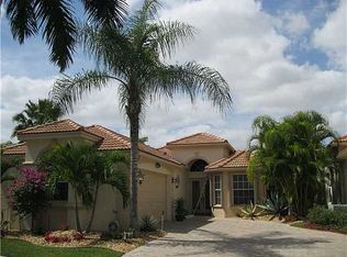 3847 Newhaven Lake Dr, Lake Worth, FL 33449