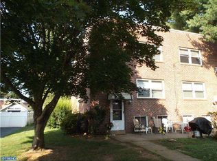 438 Burnley Ln, Drexel Hill, PA 19026