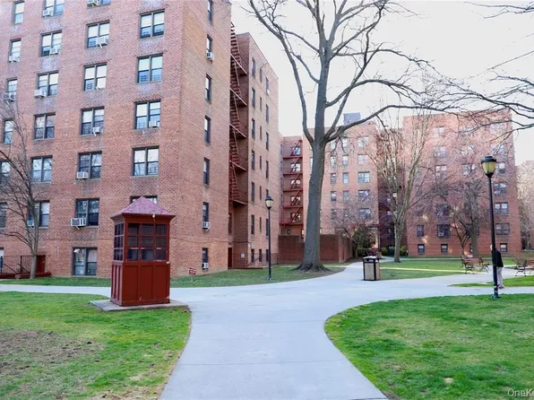 150-29 72nd Rd #4F, Flushing, NY 11367