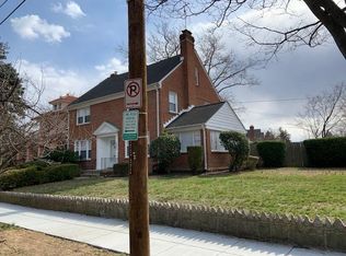 1296 Kalmia Rd NW, Washington, DC 20012