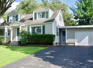 39 Rapple Dr, Albany, NY 12205