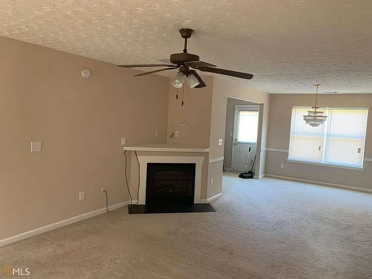 25 Wexford Way — Photo 4