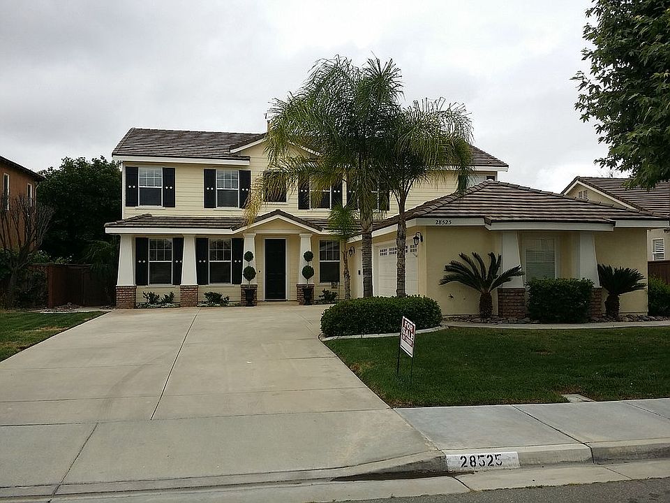 1st image of 28525 Meadow View Dr