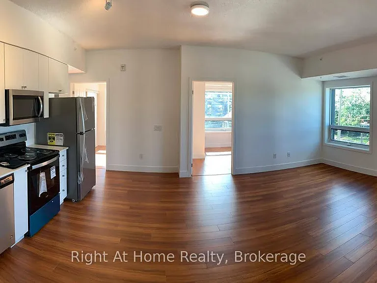 1 Wellington St #308 — Photo 7