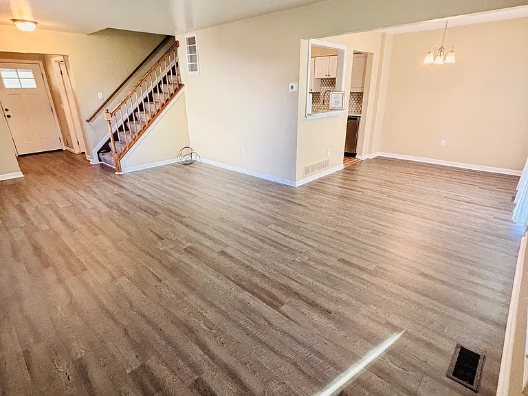 116 Regents Dr #116 — Photo 8