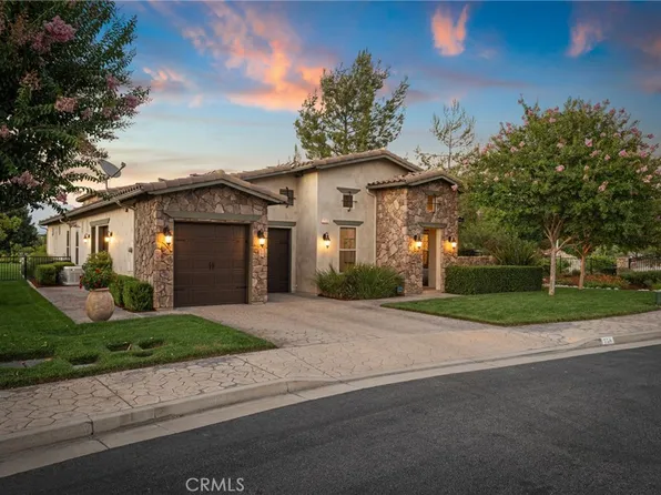 758 Strada Casalingo Ct, Redlands, CA 92373