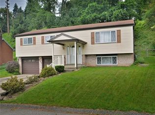 137 McAlister Dr, Pittsburgh, PA