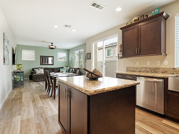 4th image of 24142 Lavendar Dr