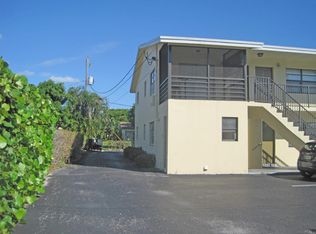 559 NE 44th St APT 5, Boca Raton, FL 33431