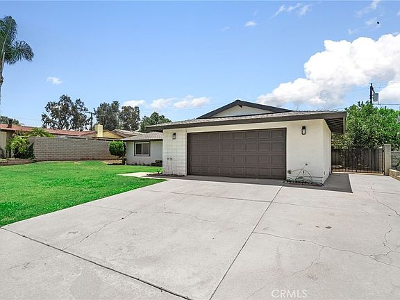 3rd image of 22139 Tanager St