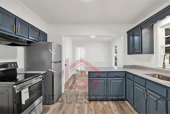 960 San Ed Dr — Photo 4