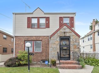 11718 198th St, Saint Albans, NY 11412