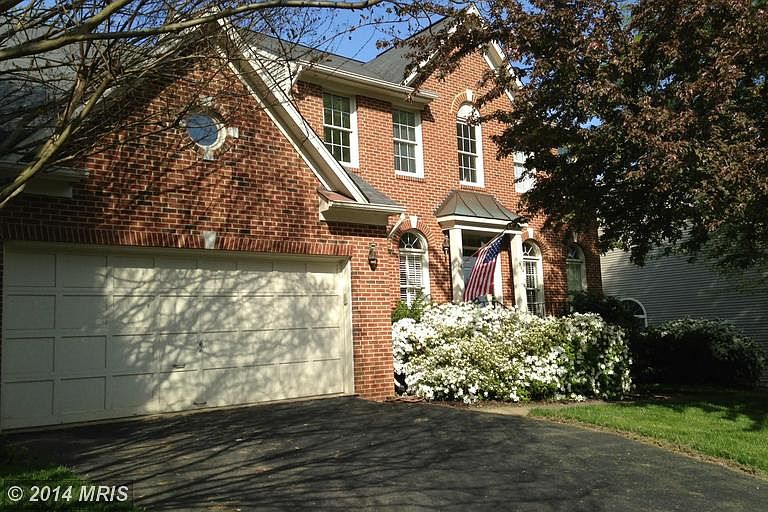 1st image of 804 Park St SE