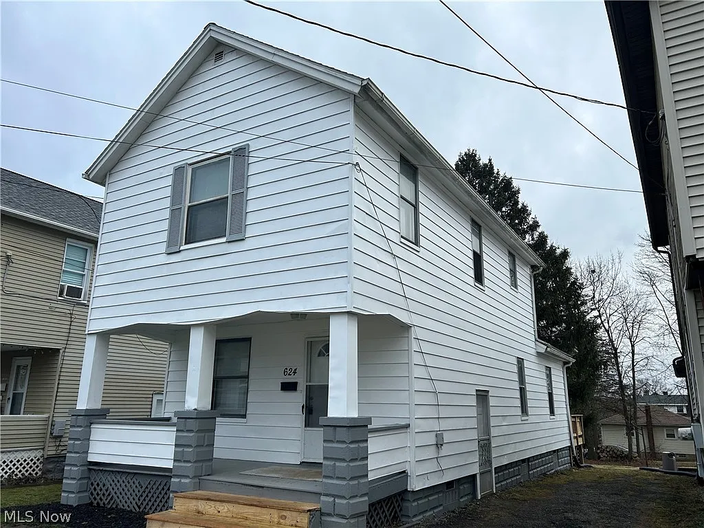 624 Washington Ave photo 1