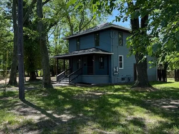 210 W Rudderow Ave, Maple Shade, NJ 08052