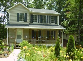 406 Hiawassee Ave, Black Mountain, NC 28711