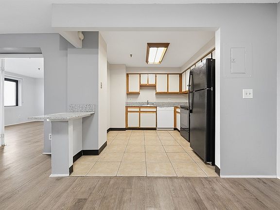 4th image of 376 Ocean Ave APT 309