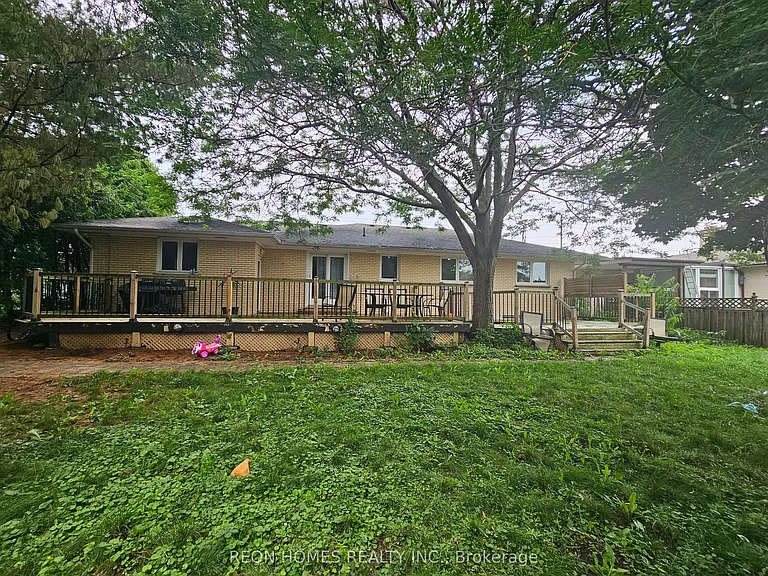 317 Farewell St — Photo 14