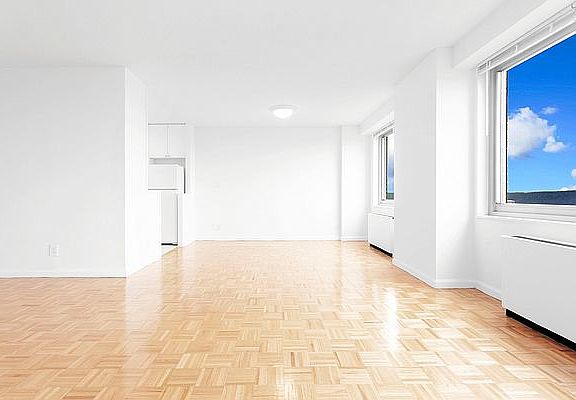 3rd image of 2600 Netherland Ave APT 1916