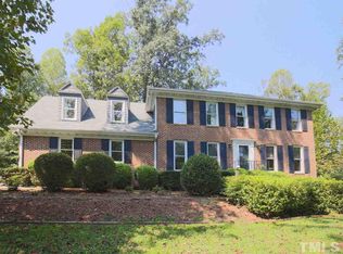 8004 Crestwood Ct, Apex, NC 27539