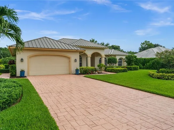 2027 Castle Garden LN, NAPLES, FL 34110