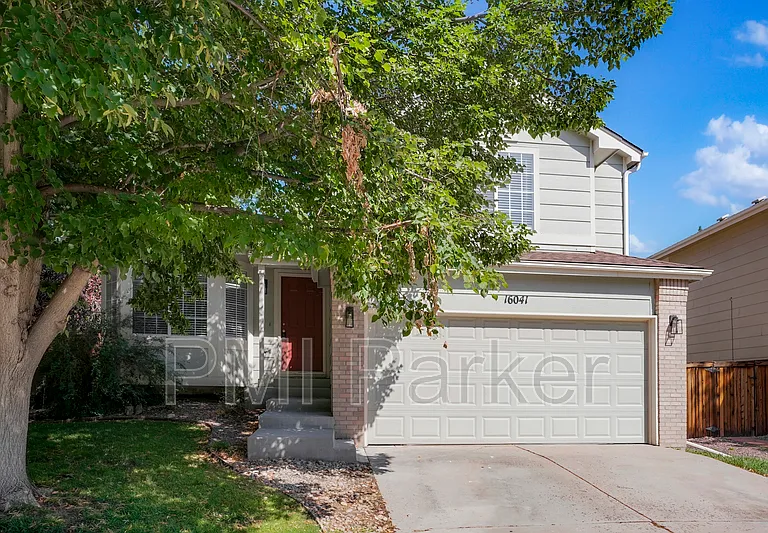 16041 Bluebonnet Dr — Photo 2