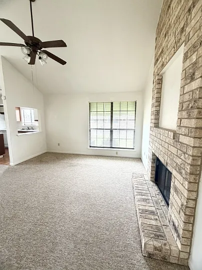 728 W San Antonio St #108-B — Photo 5