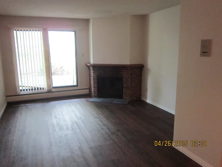 215 86th Ave SE — Photo 5