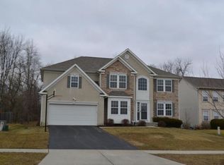 8158 Slate Ridge Blvd, Reynoldsburg, OH 43068