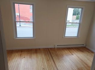 316 4th St APT 1, Troy, NY 12180