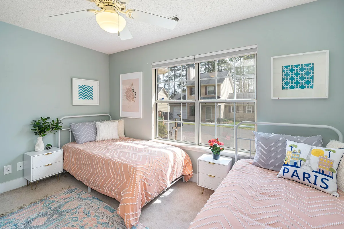 Double occupancy room. Beds can be put together to make king bed! Extra person 45% off, $125 - High Ridge Dr