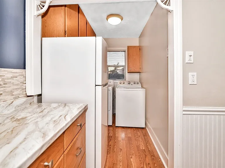 1877 Hyde Park Ave #3 — Photo 26