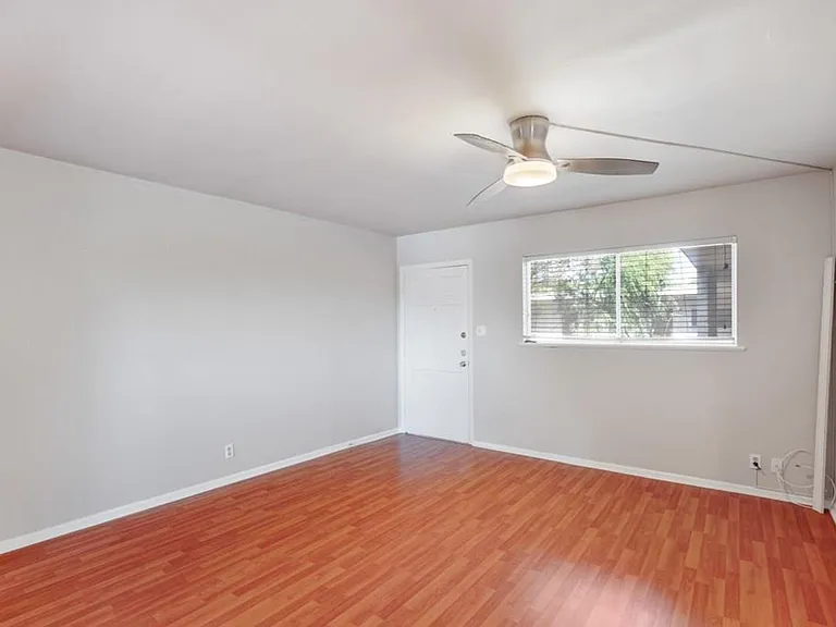 1311 Exposition Blvd #8 — Photo 2