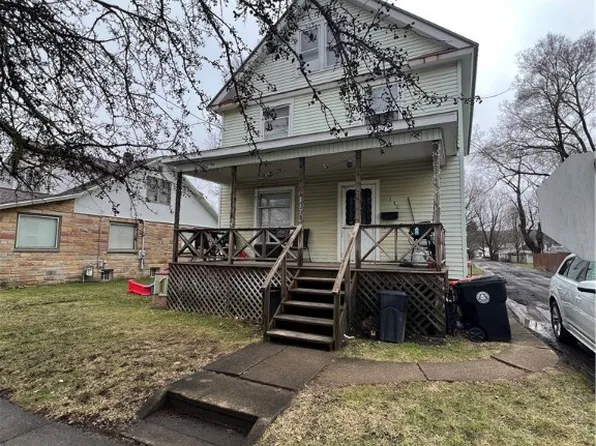 312 E Smith St, Corry, PA 16407