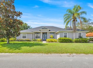 832 Ashton Oaks Cir, Lakeland, FL 33813